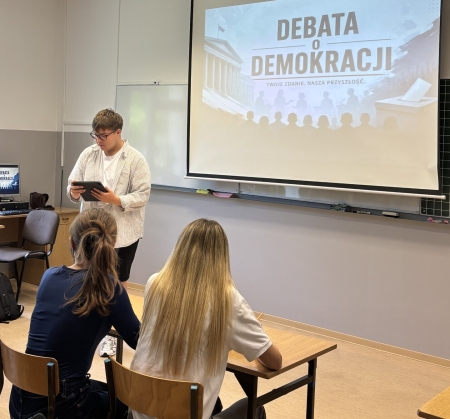Debata o demokracji w ramach Erasmus+